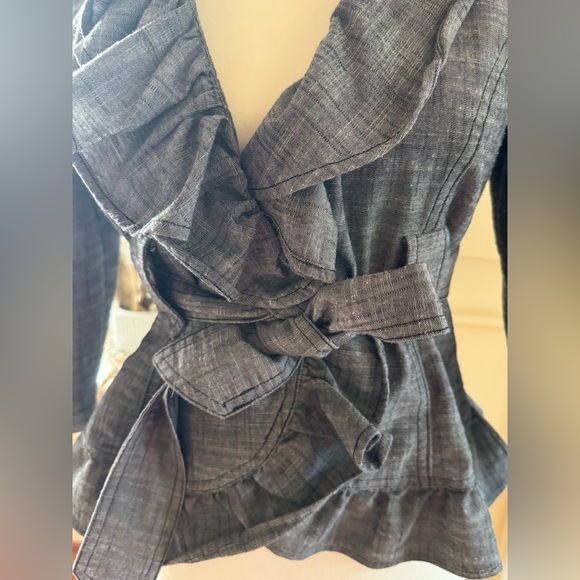 First Option Women's Gray Jacket Blazer
Size Small - Picture 3 of 8